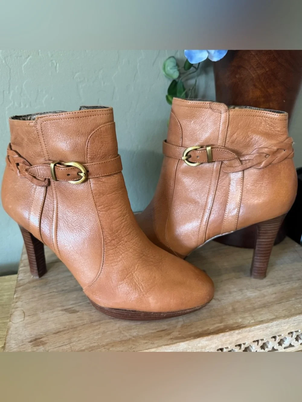 Banana Republic Leather Ankle Boots Heels Tan Size 8.5